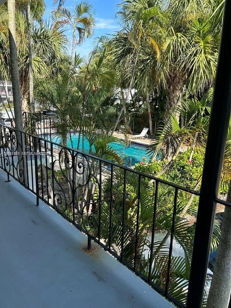 Real estate property located at 645 77th St #16, Miami-dade, Belle Meade Place Condo, Miami, FL