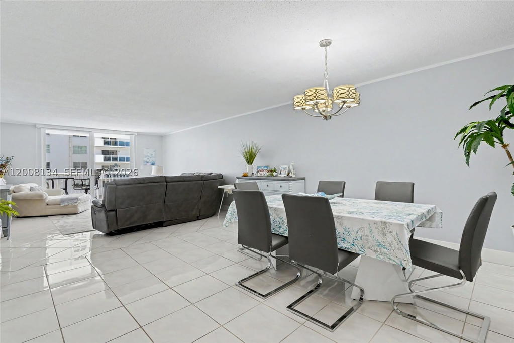 Real estate property located at 1601 Ocean Dr #305, Broward, Cambridge Towers Condo, Hollywood, FL