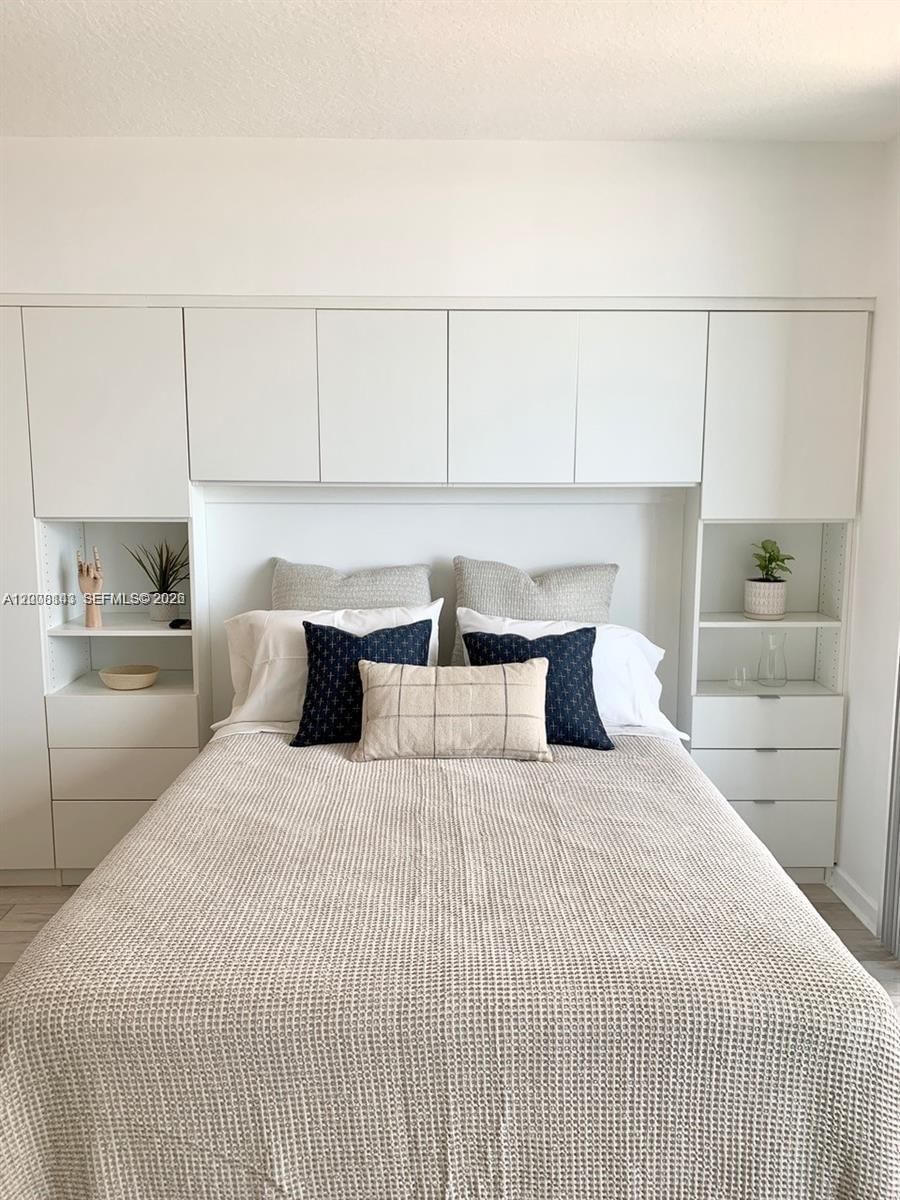 Real estate property located at 335 Biscayne Blvd #1106, Miami-dade, One Miami East Condo, Miami, FL