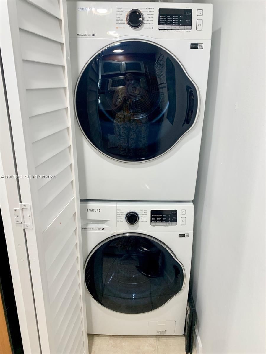 Real estate property located at 335 Biscayne Blvd #1106, Miami-dade, One Miami East Condo, Miami, FL