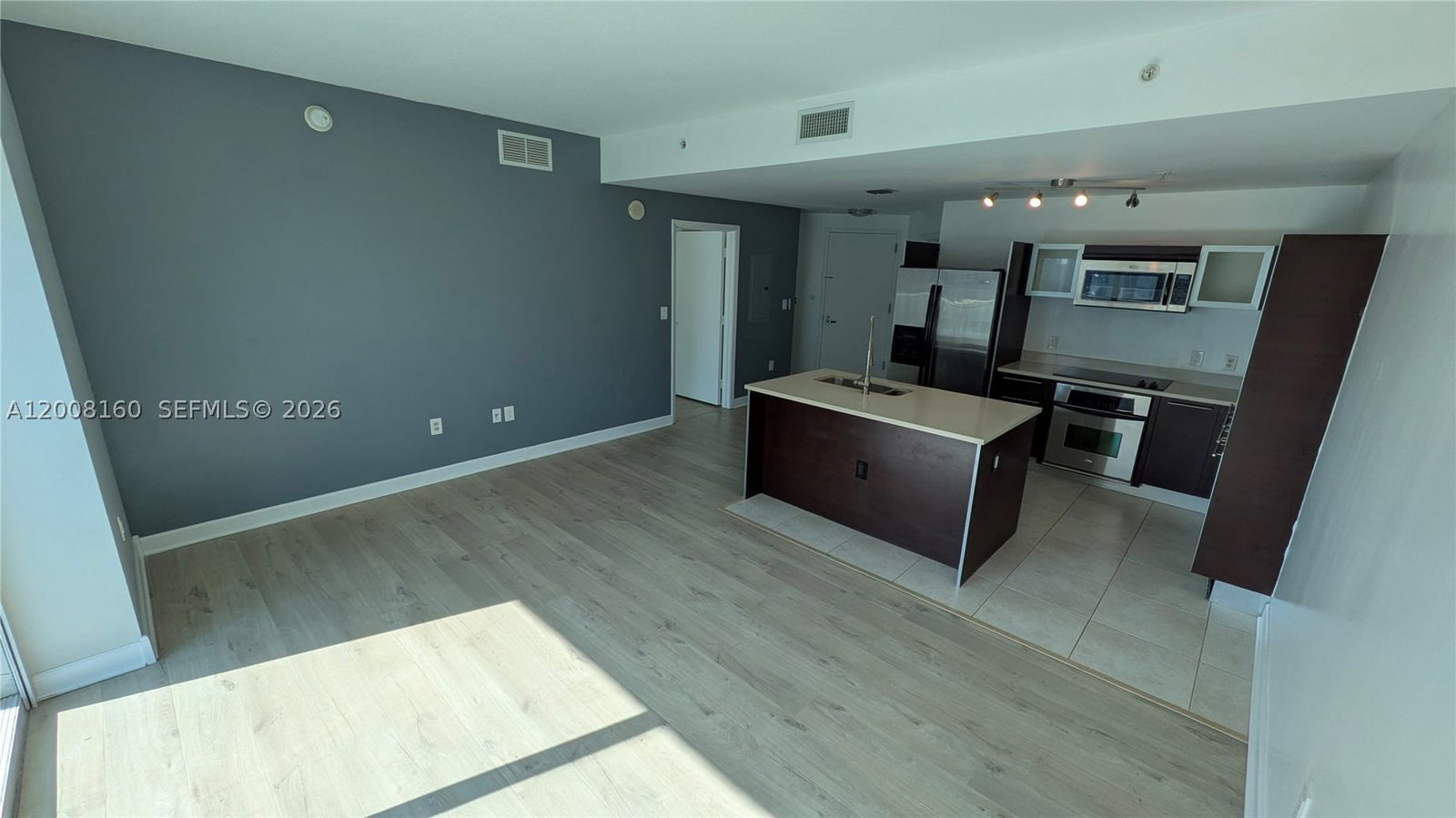 Real estate property located at 1900 Bayshore Dr #4007, Miami-dade, Quantum On The Bay Condo, Miami, FL