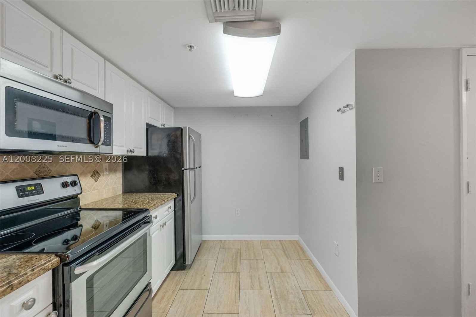 Real estate property located at 520 5th Ave #3305, Broward, Las Olas By The River Con, Fort Lauderdale, FL