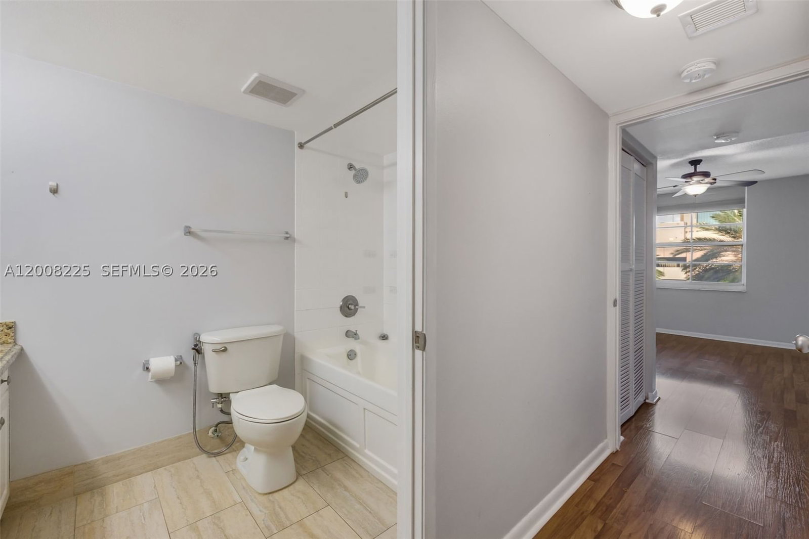 Real estate property located at 520 5th Ave #3305, Broward, Las Olas By The River Con, Fort Lauderdale, FL