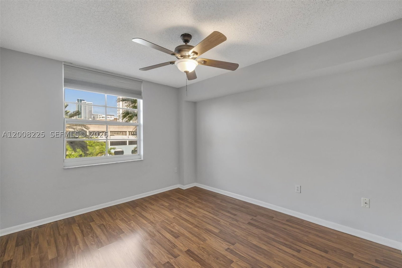 Real estate property located at 520 5th Ave #3305, Broward, Las Olas By The River Con, Fort Lauderdale, FL