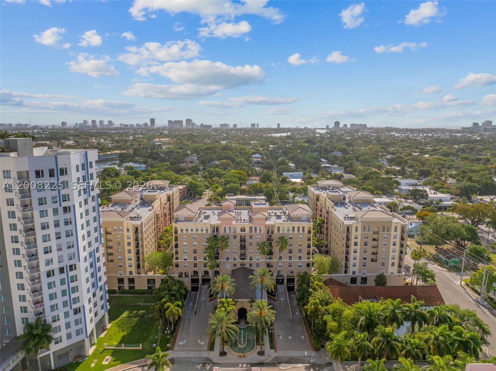 Real estate property located at 520 5th Ave #3305, Broward, Las Olas By The River Con, Fort Lauderdale, FL
