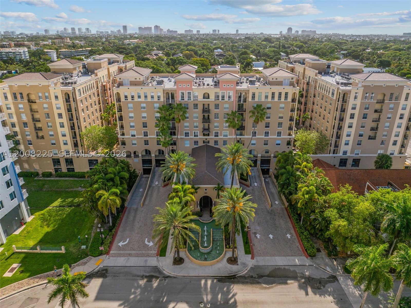 Real estate property located at 520 5th Ave #3305, Broward, Las Olas By The River Con, Fort Lauderdale, FL