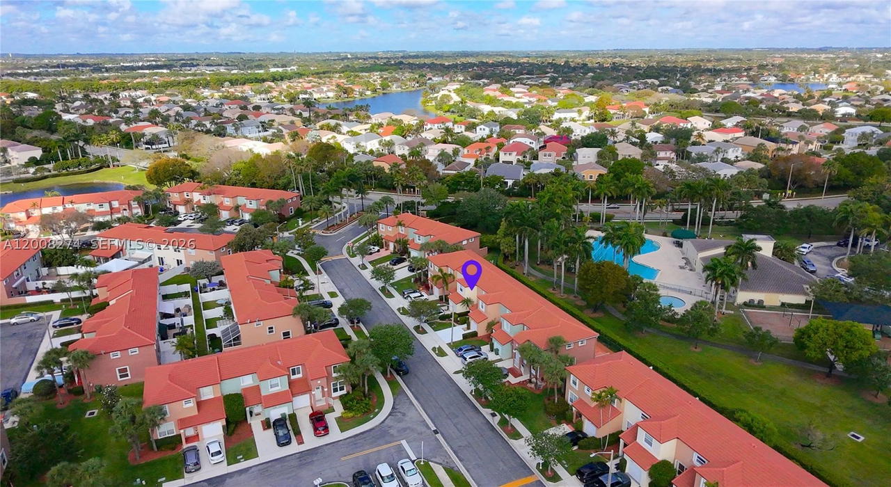 Real estate property located at 15123 8th St, Broward, Towngate, Pembroke Pines, FL