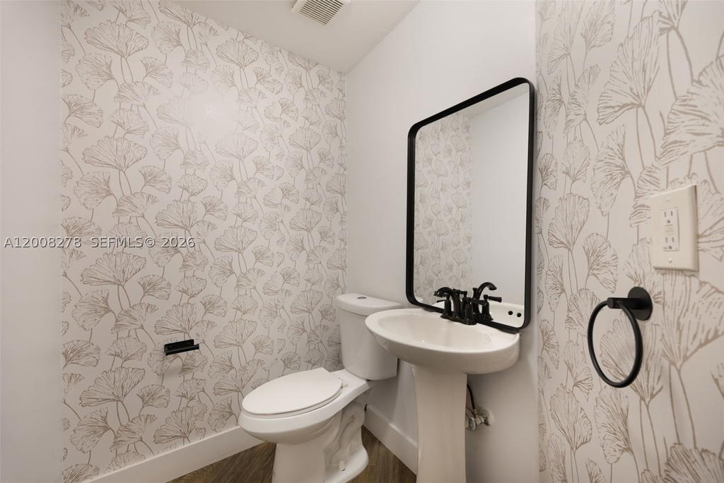 Real estate property located at 7970 198th St, Miami-dade, Saga Bay Sec 1 Pt 6, Cutler Bay, FL