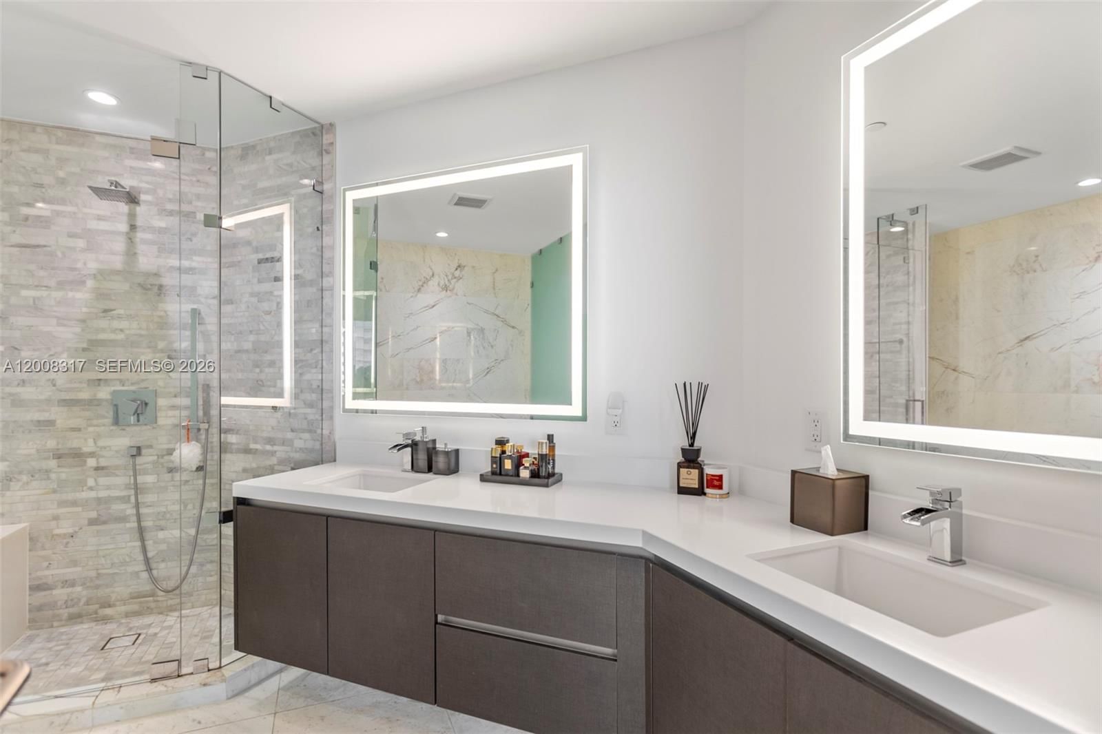 Real estate property located at 851 1st Ave #3707, Miami-dade, Paramount Miami Worldcent, Miami, FL