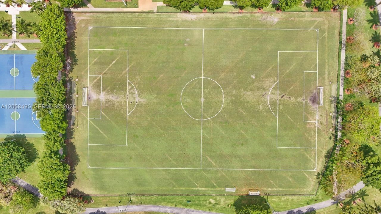 Real estate property located at 10750 66th St #203, Miami-dade, Captiva Condo B, Doral, FL