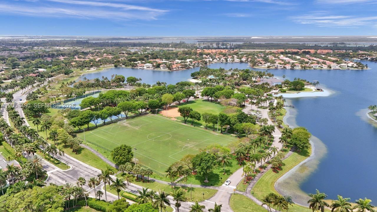 Real estate property located at 10750 66th St #203, Miami-dade, Captiva Condo B, Doral, FL