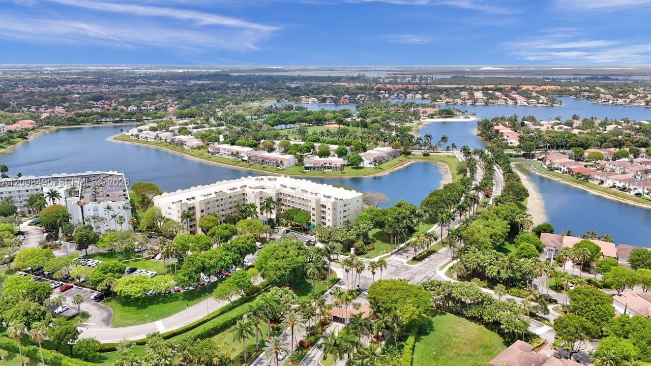 Real estate property located at 10750 66th St #203, Miami-dade, Captiva Condo B, Doral, FL