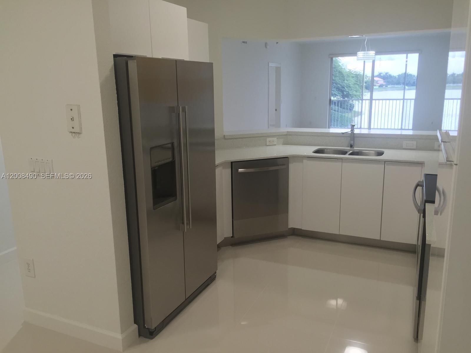 Real estate property located at 10750 66th St #203, Miami-dade, Captiva Condo B, Doral, FL