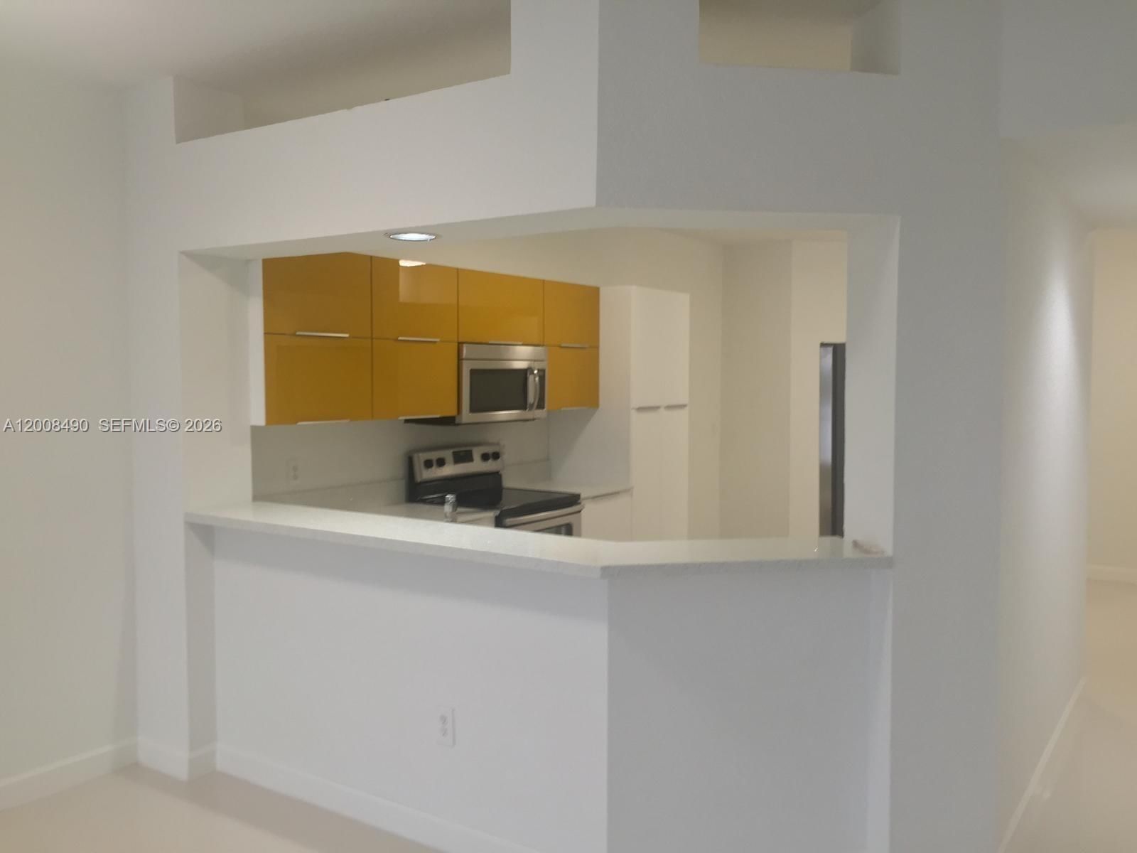 Real estate property located at 10750 66th St #203, Miami-dade, Captiva Condo B, Doral, FL