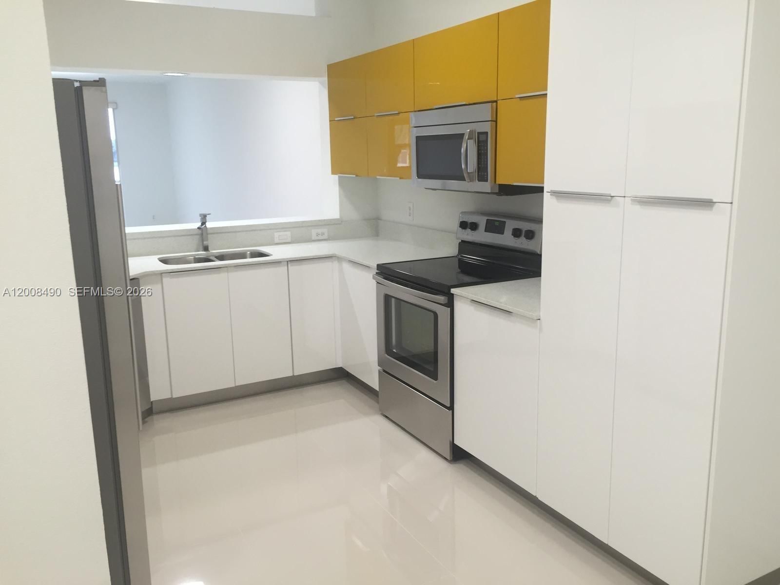 Real estate property located at 10750 66th St #203, Miami-dade, Captiva Condo B, Doral, FL