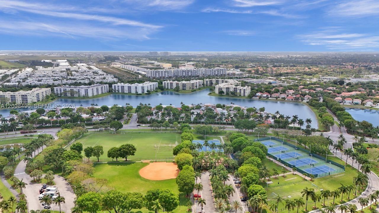 Real estate property located at 10750 66th St #203, Miami-dade, Captiva Condo B, Doral, FL