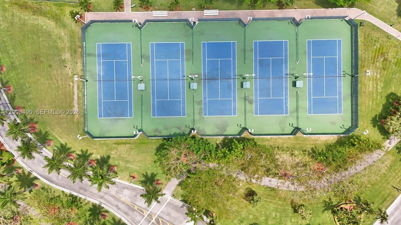 Real estate property located at 10750 66th St #203, Miami-dade, Captiva Condo B, Doral, FL