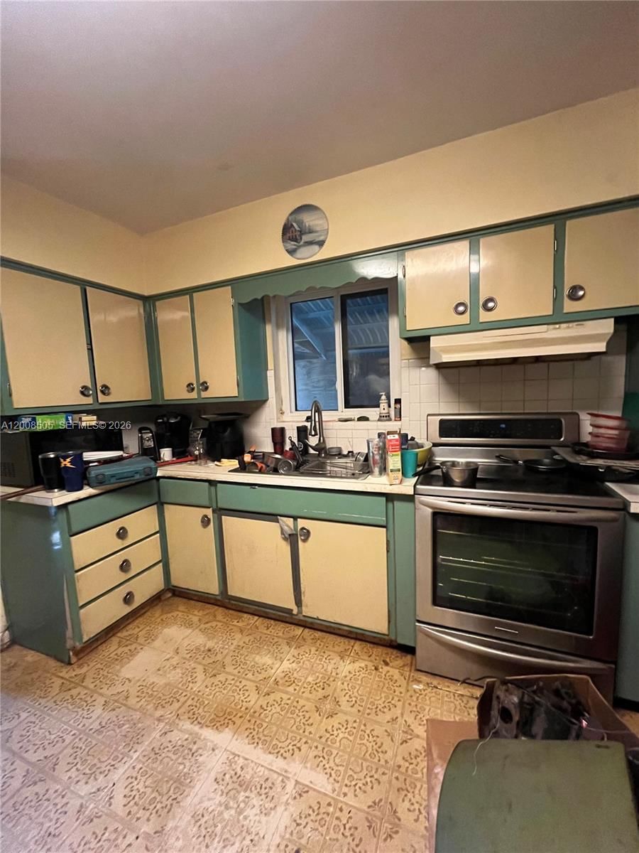 Real estate property located at 6720 Cody St, Broward, Driftwood Acres No 12, Hollywood, FL