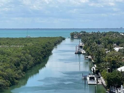 Real estate property located at 1121 Crandon Blvd D903, Miami-dade, Towers Of Key Biscayne Co, Key Biscayne, FL