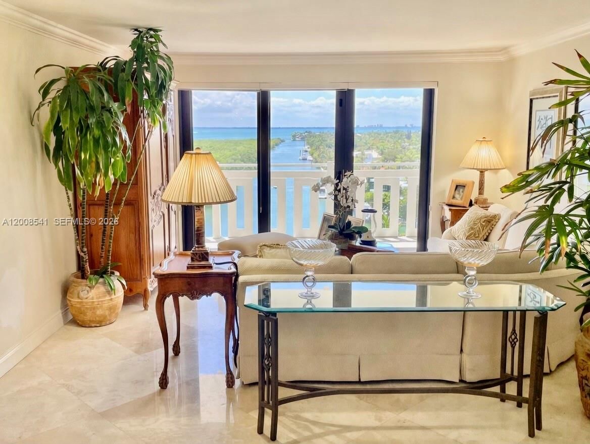 Real estate property located at 1121 Crandon Blvd D903, Miami-dade, Towers Of Key Biscayne Co, Key Biscayne, FL