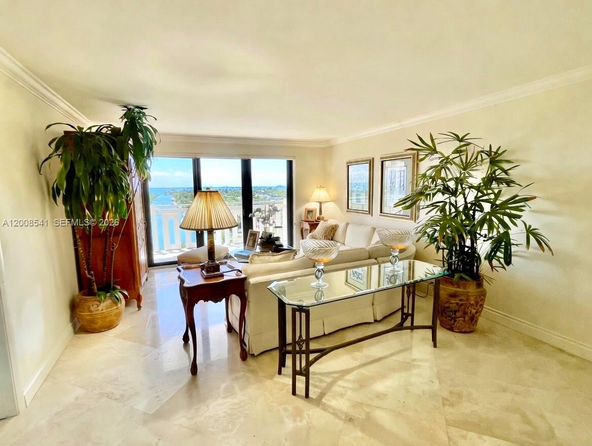 Real estate property located at 1121 Crandon Blvd D903, Miami-dade, Towers Of Key Biscayne Co, Key Biscayne, FL