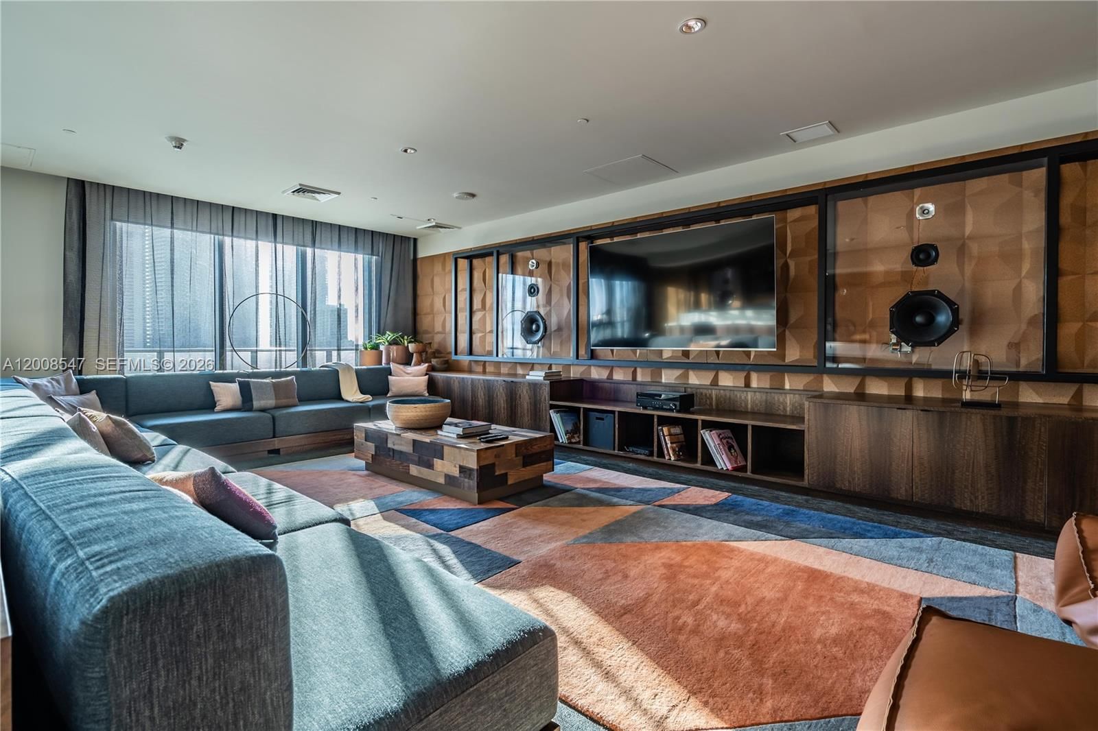 Real estate property located at 121 34th St #2810, Miami-dade, 3401 Midtown Condo, Miami, FL