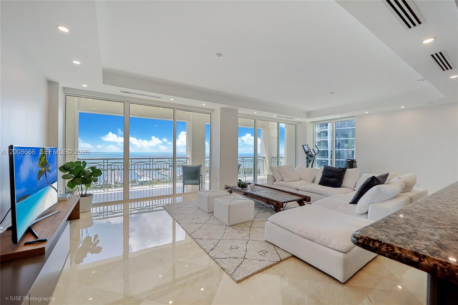 Real estate property located at 3400 27th Ave #2202, Miami-dade, The Tower Residences Cond, Miami, FL