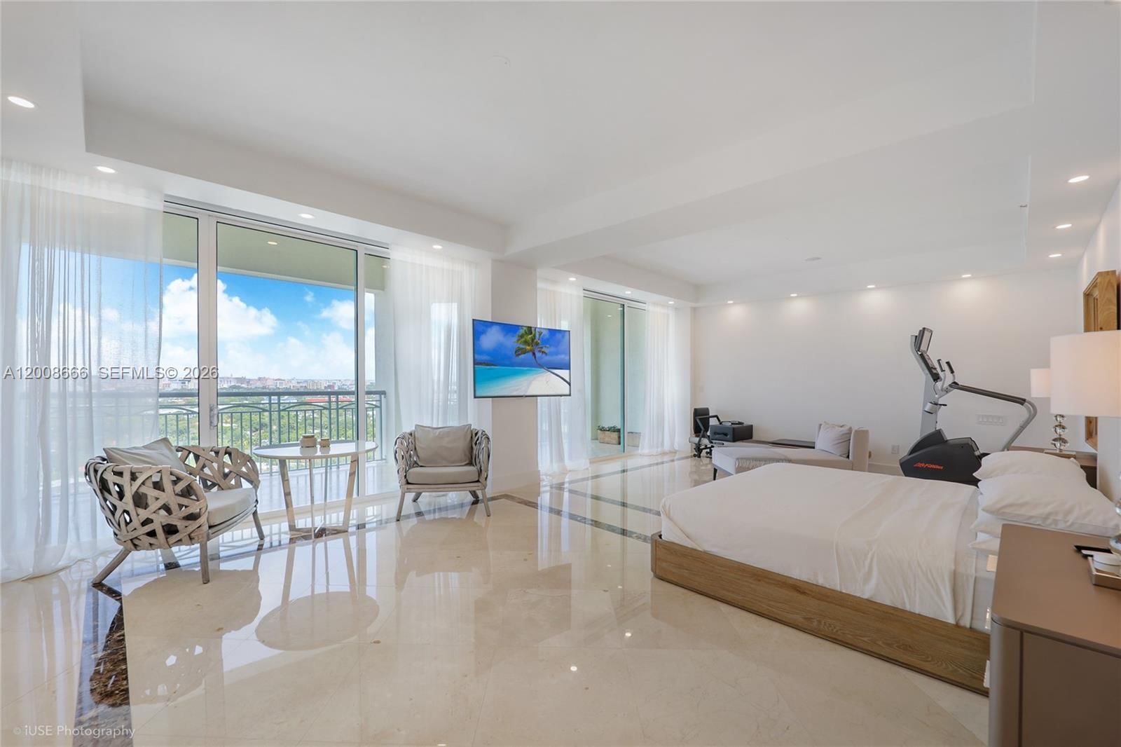 Real estate property located at 3400 27th Ave #2202, Miami-dade, The Tower Residences Cond, Miami, FL