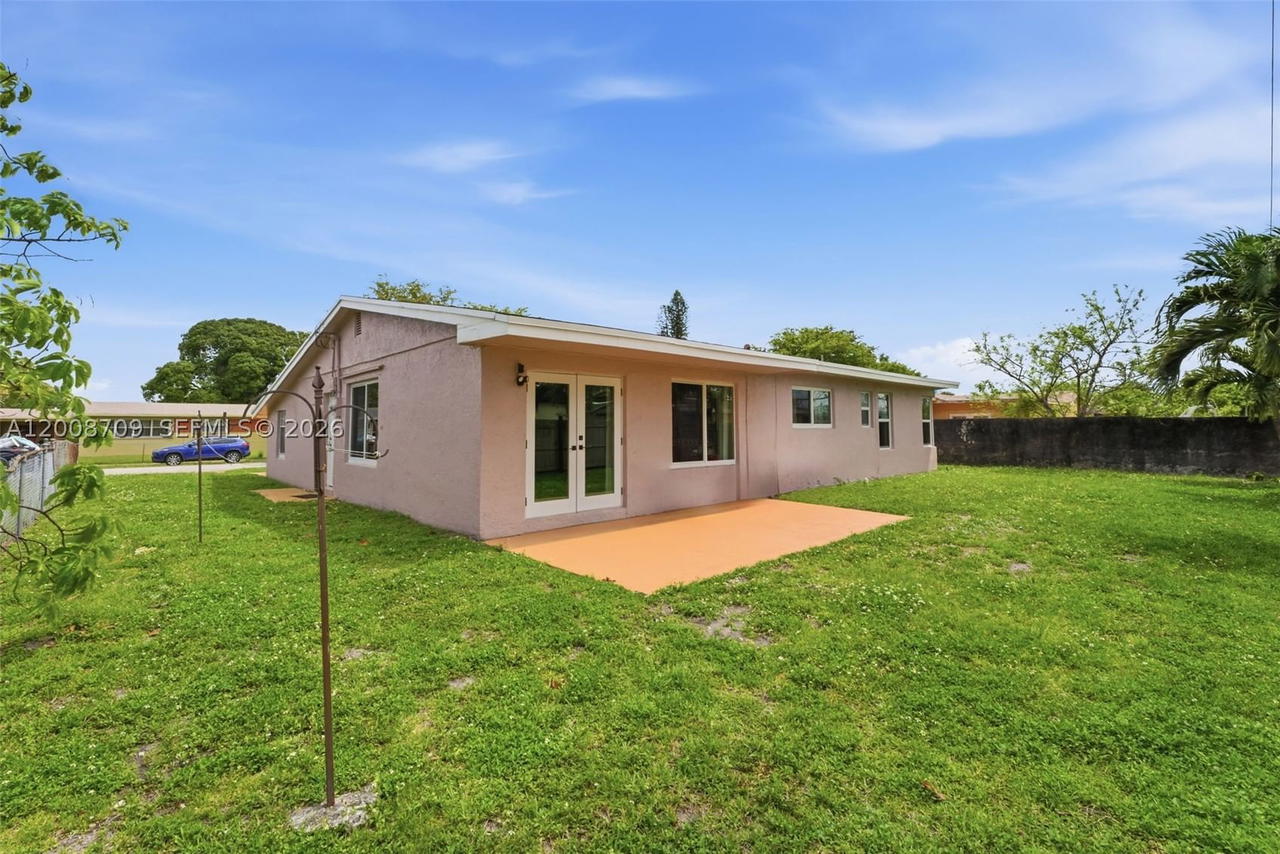 Real estate property located at 1440 179th Ter, Miami-dade, Scott Lake Manor Sec 4, Miami Gardens, FL