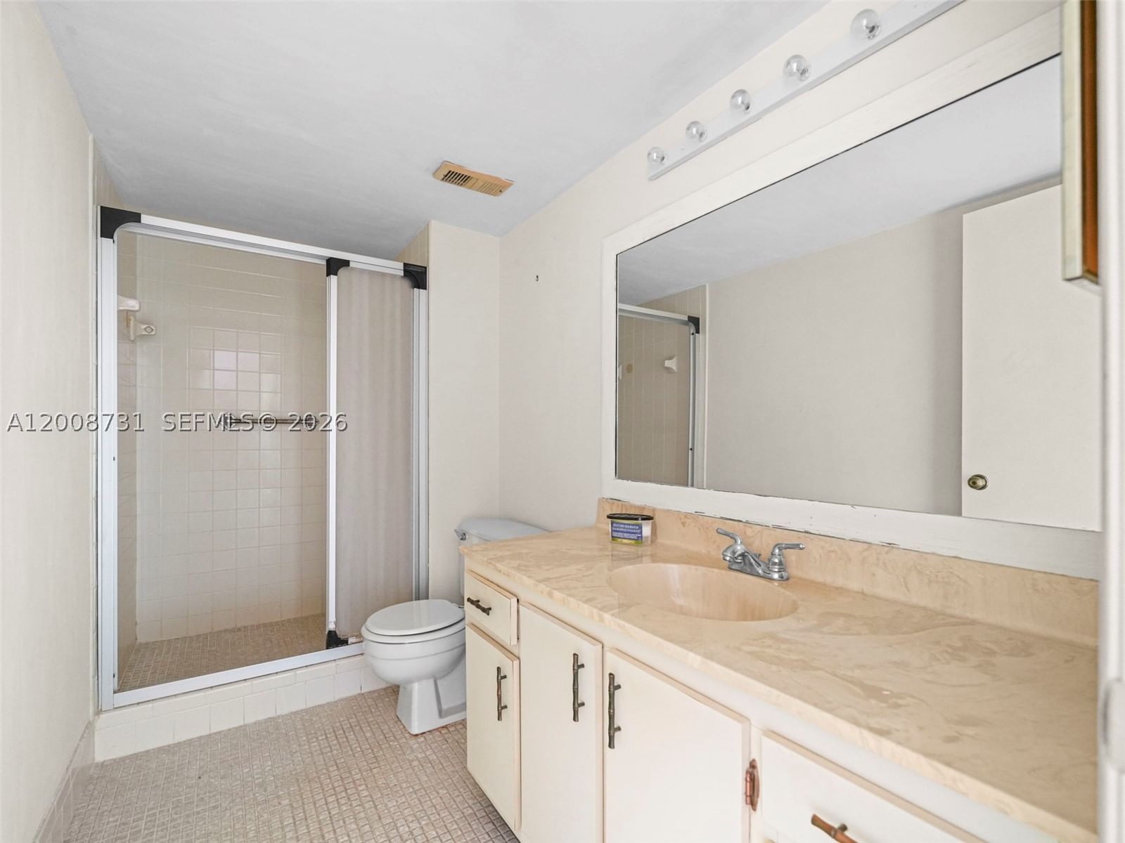 Real estate property located at 480 76th Ave #102, Broward, Palm Lakes Condo, Margate, FL