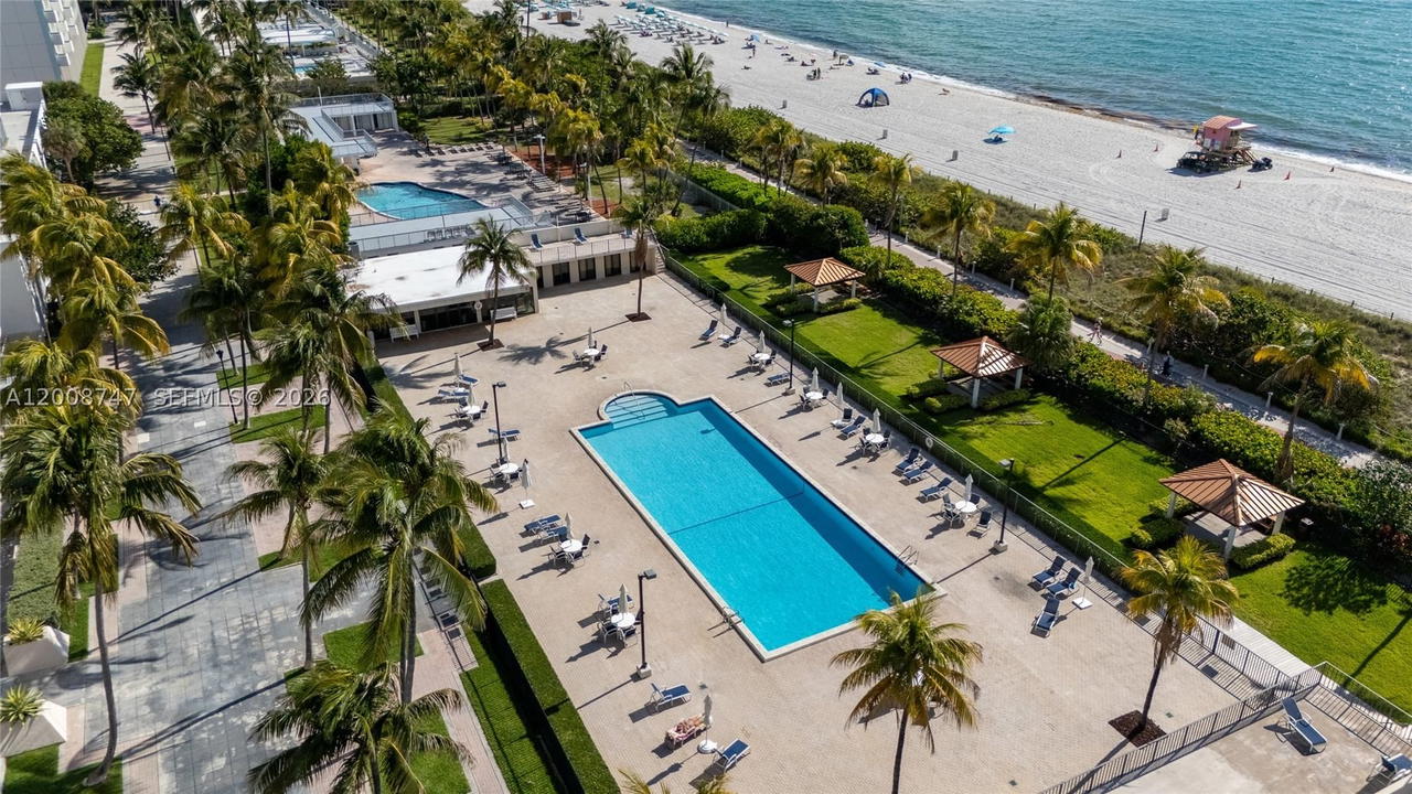 Real estate property located at 2625 Collins Ave #803, Miami-dade, Oceanfront Plaza Condo, Miami Beach, FL