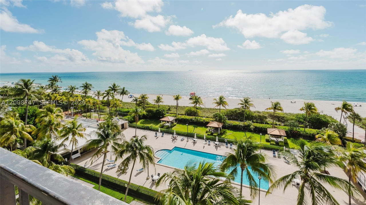 Real estate property located at 2625 Collins Ave #803, Miami-dade, Oceanfront Plaza Condo, Miami Beach, FL