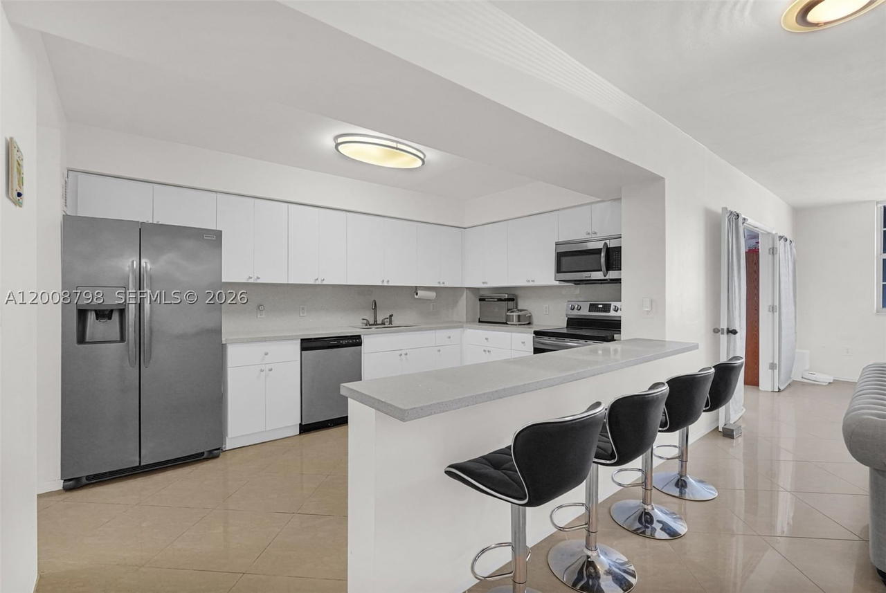 Real estate property located at 5825 Collins Ave #2E, Miami-dade, Corinthian Condo, Miami Beach, FL