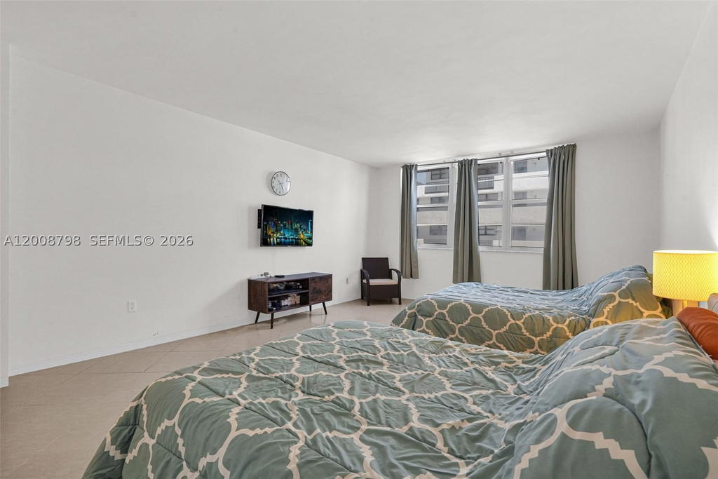 Real estate property located at 5825 Collins Ave #2E, Miami-dade, Corinthian Condo, Miami Beach, FL
