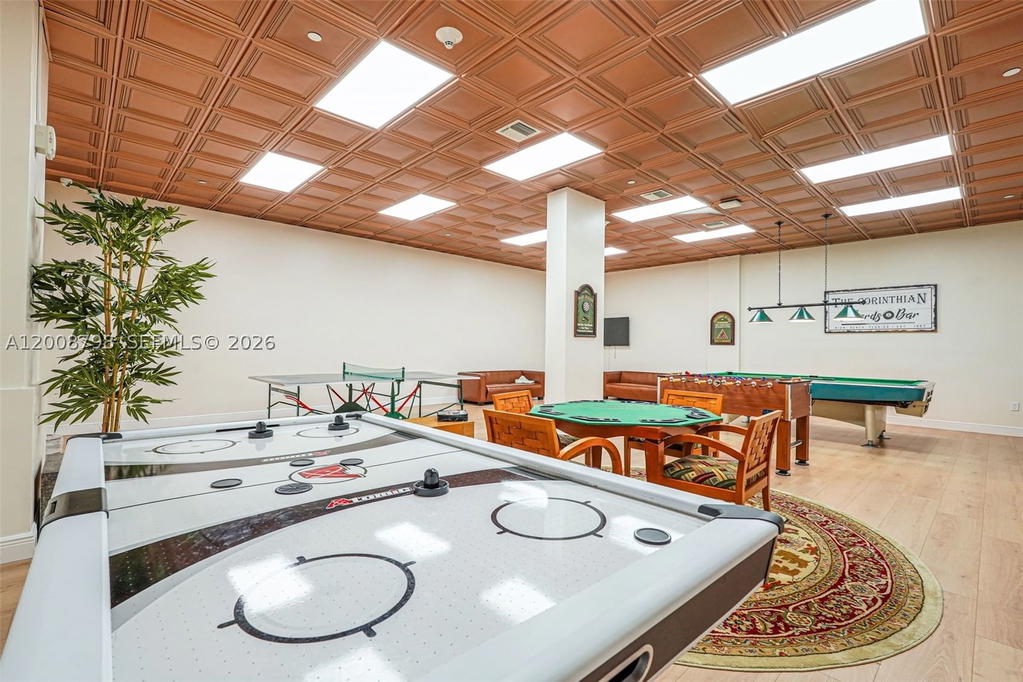 Real estate property located at 5825 Collins Ave #2E, Miami-dade, Corinthian Condo, Miami Beach, FL