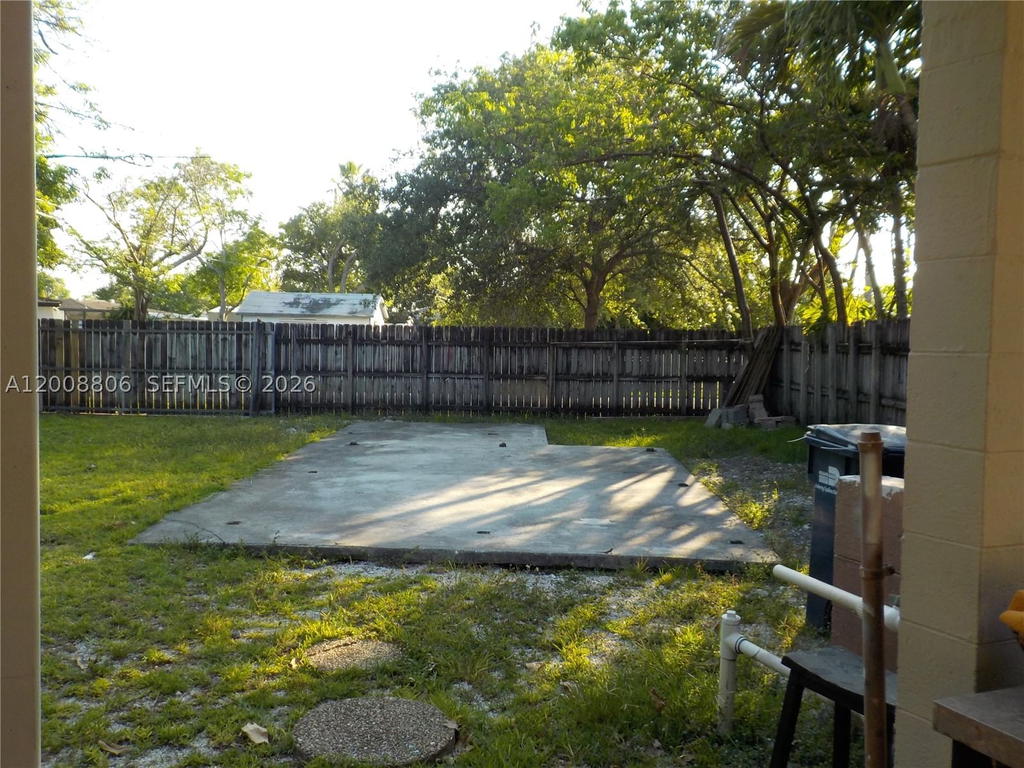 Real estate property located at 10020 Dominican Dr, Miami-dade, S Coral Homes Sec 3, Cutler Bay, FL