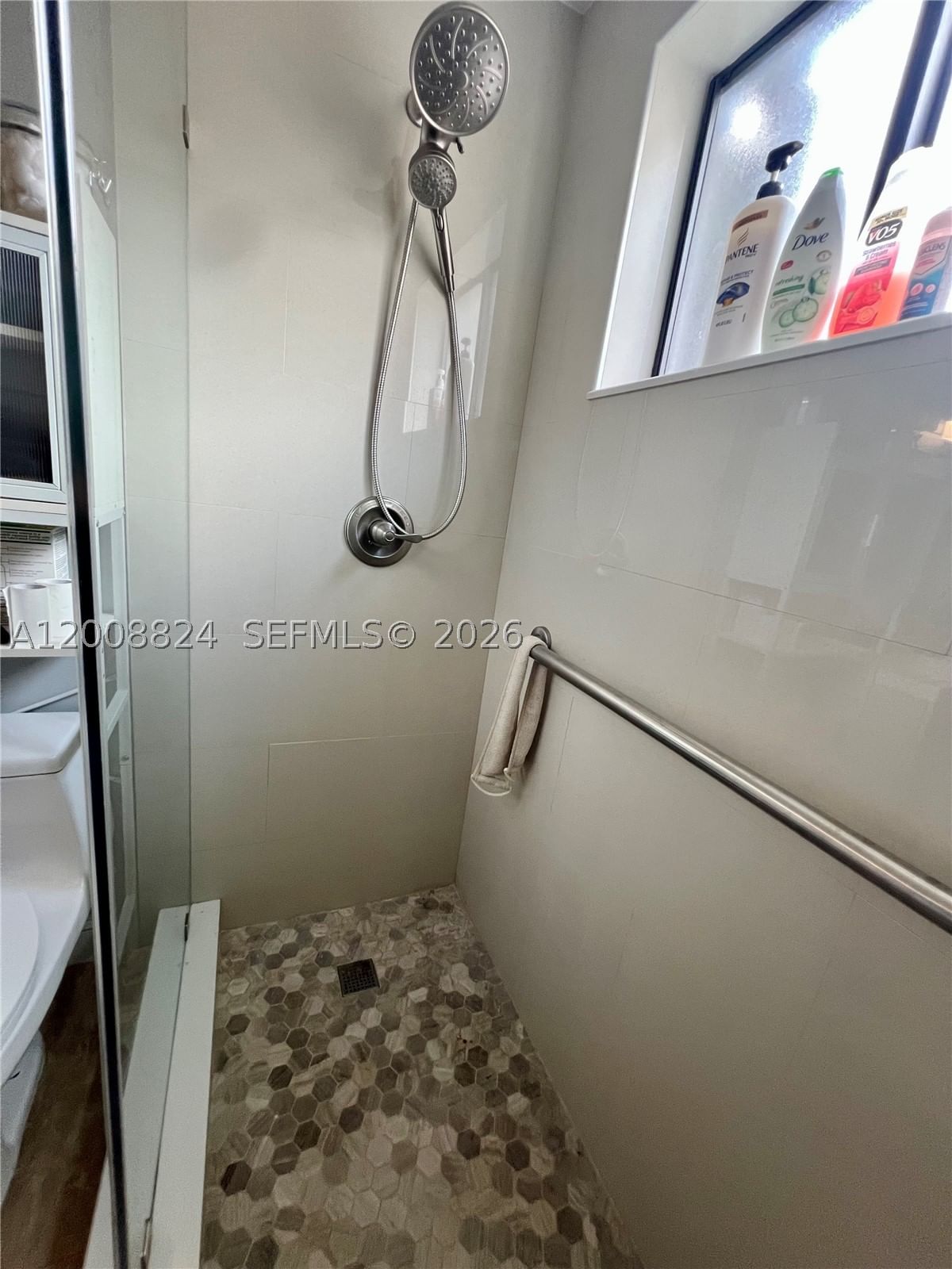 Real estate property located at 3610 113th Pl, Miami-dade, Los Paseos, Miami, FL