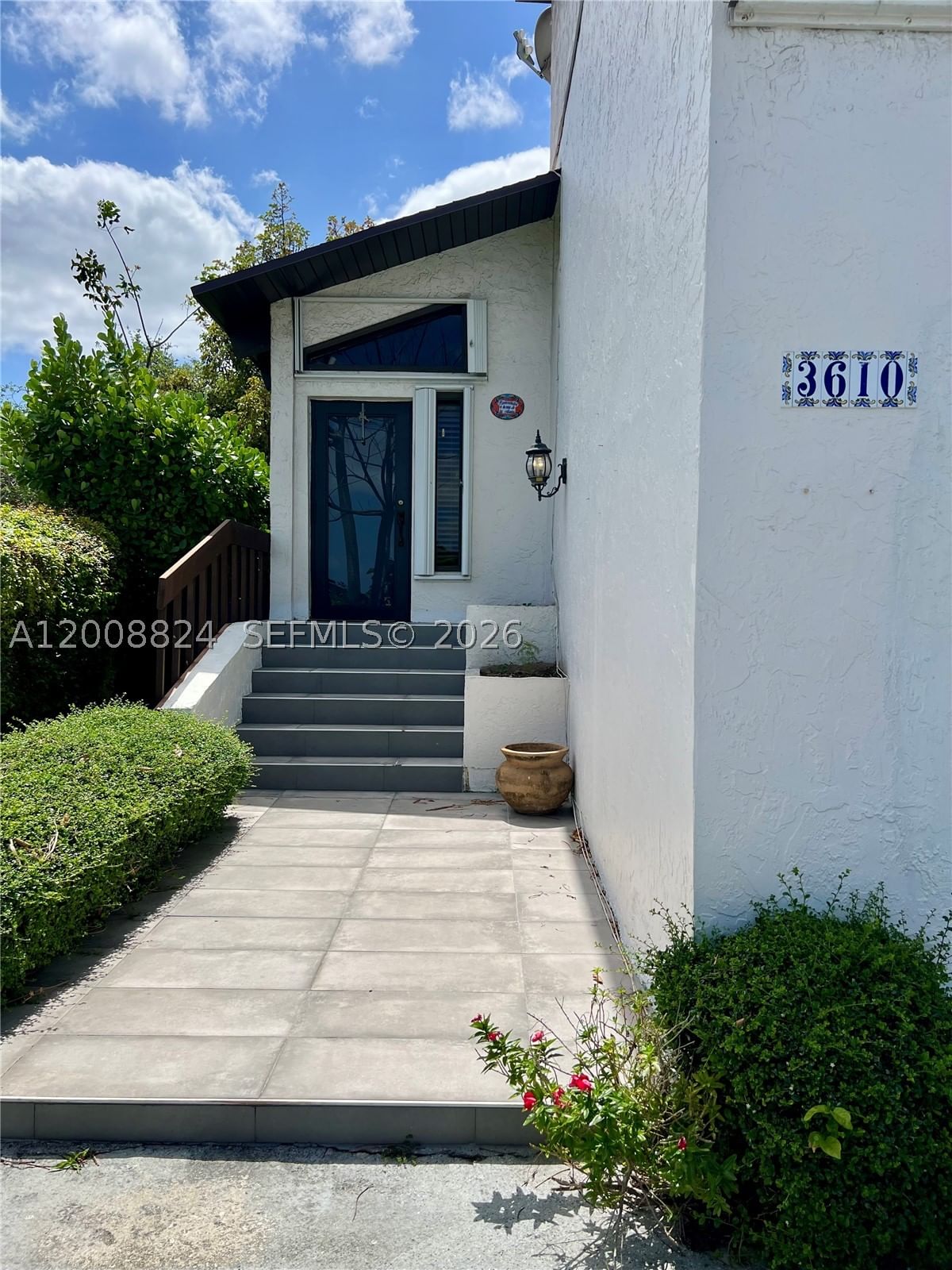 Real estate property located at 3610 113th Pl, Miami-dade, Los Paseos, Miami, FL