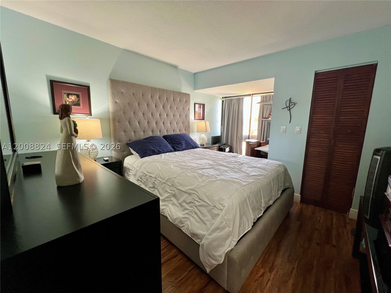 Real estate property located at 3610 113th Pl, Miami-dade, Los Paseos, Miami, FL