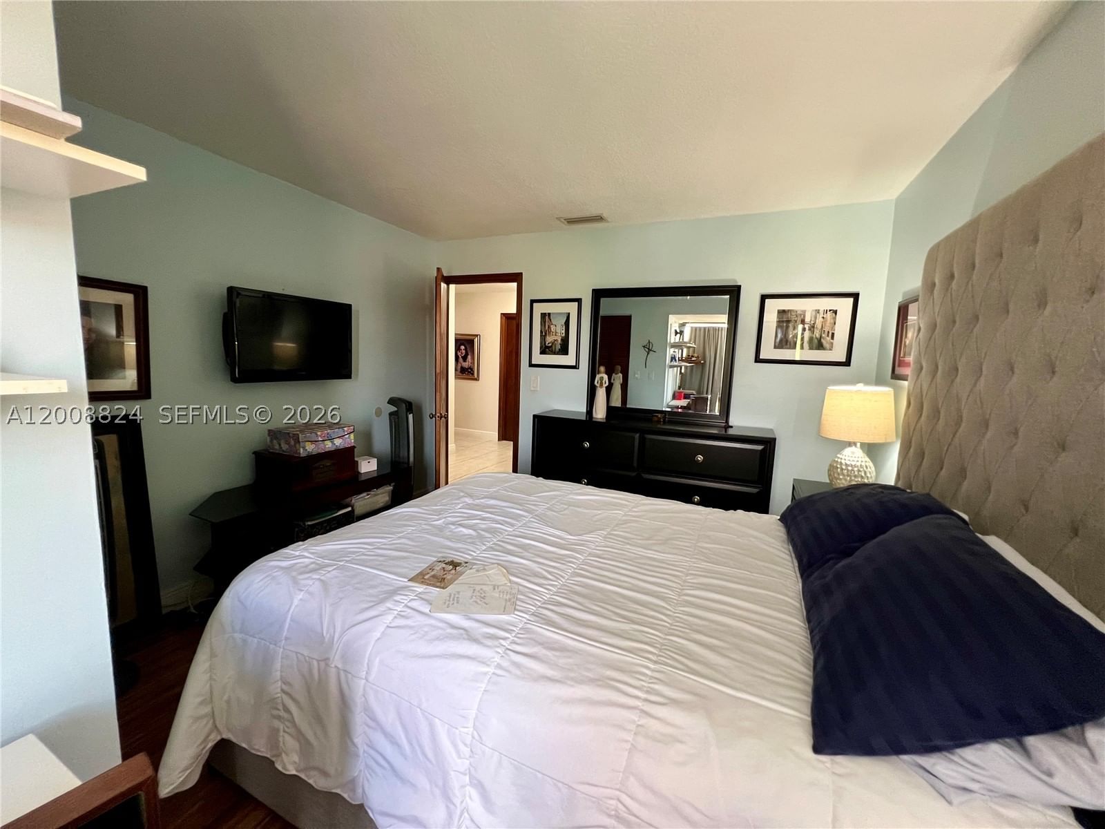 Real estate property located at 3610 113th Pl, Miami-dade, Los Paseos, Miami, FL