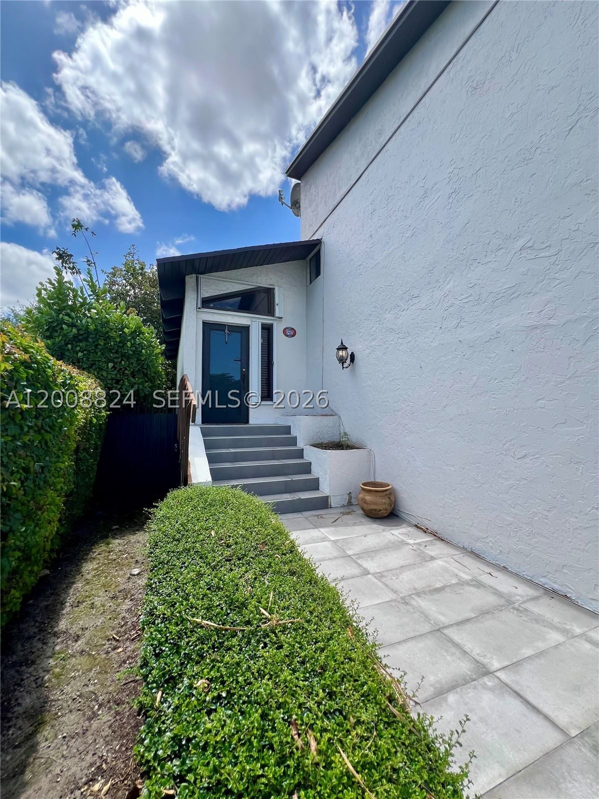 Real estate property located at 3610 113th Pl, Miami-dade, Los Paseos, Miami, FL