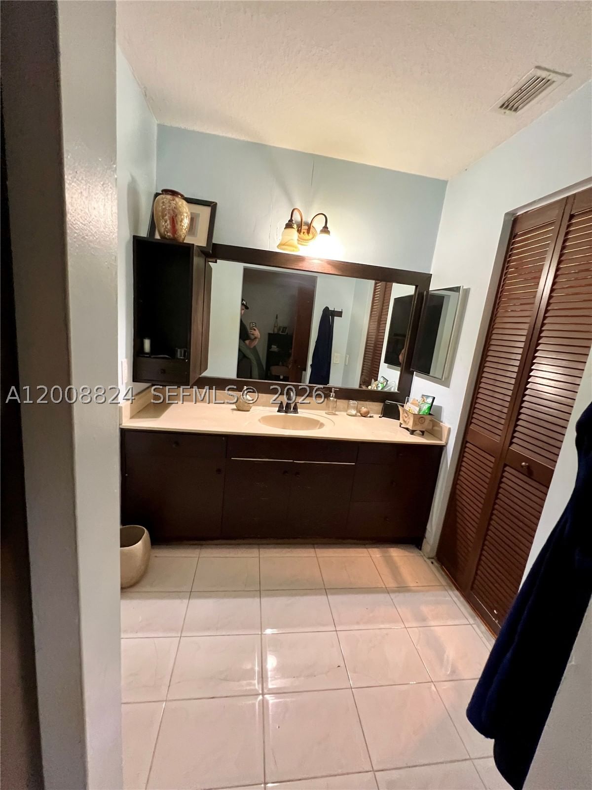 Real estate property located at 3610 113th Pl, Miami-dade, Los Paseos, Miami, FL