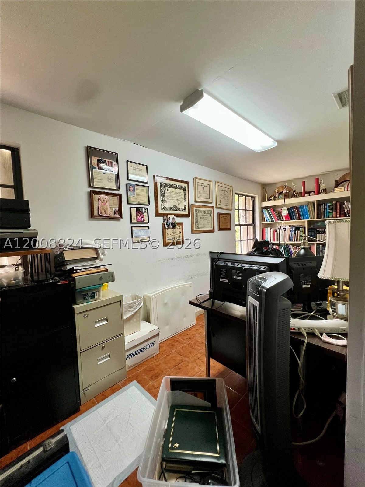 Real estate property located at 3610 113th Pl, Miami-dade, Los Paseos, Miami, FL