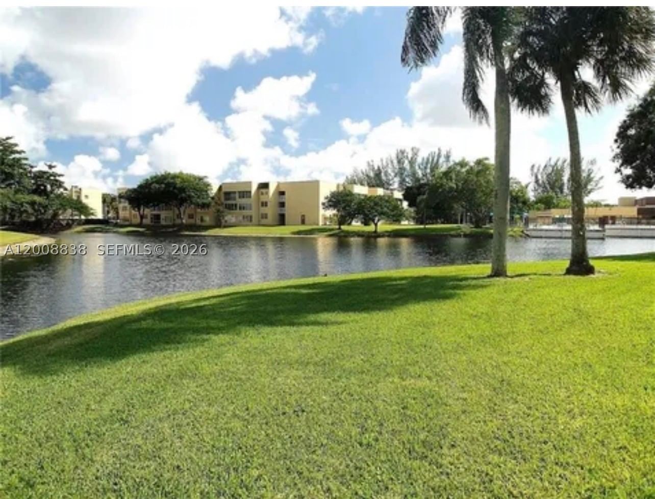 Real estate property located at 5860 64th Ave #106, Broward, Bermuda Club Eight Condo, Tamarac, FL