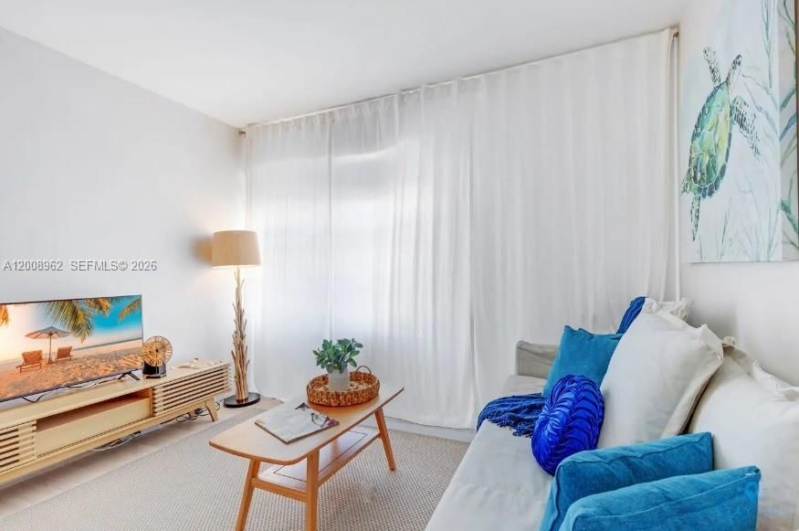 Real estate property located at 7326 Collins Ave #201, Miami-dade, Welworth Condo, Miami Beach, FL