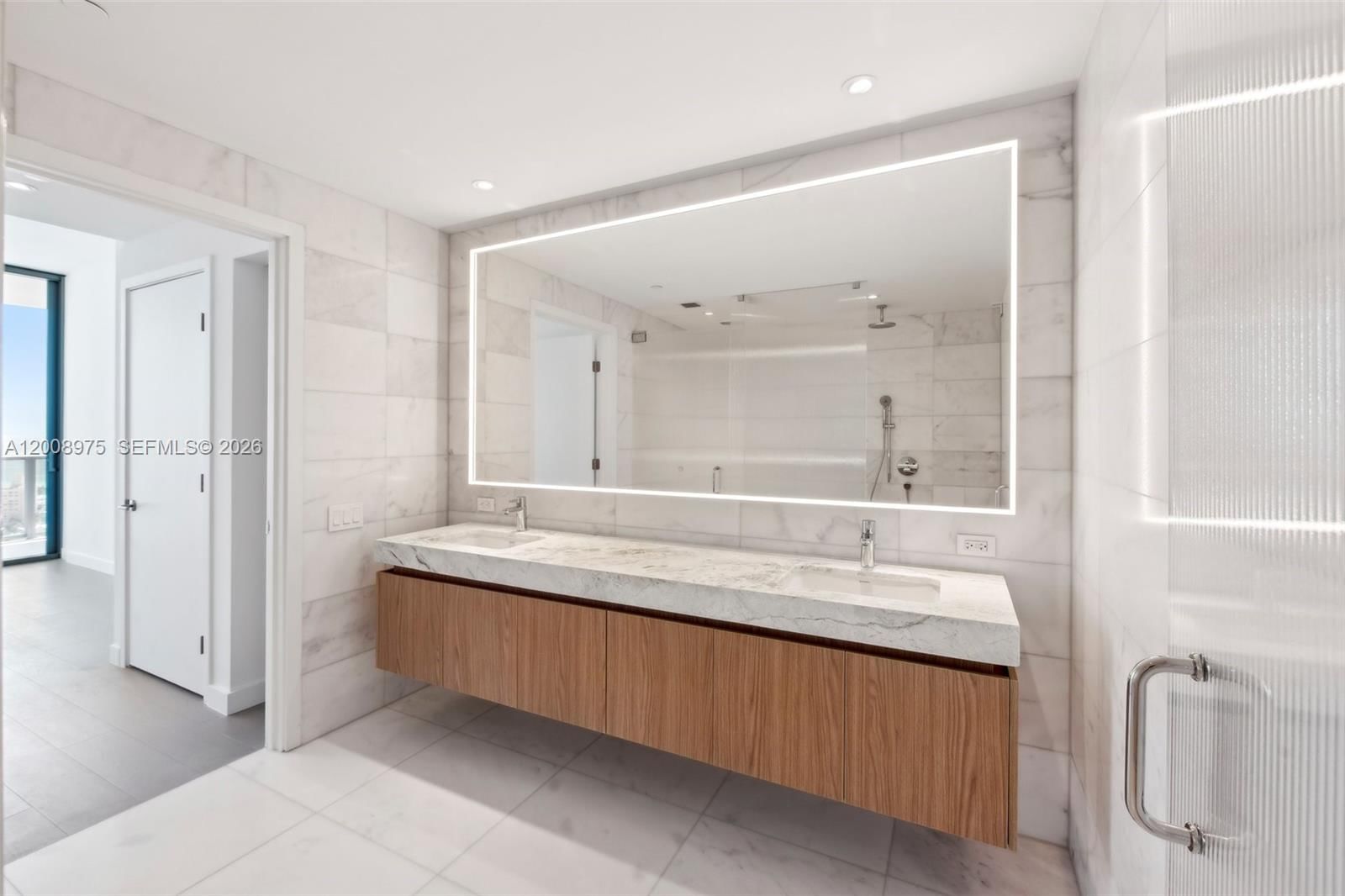 Real estate property located at 500 Alton Rd. #3004, Miami-dade, Five Park Condo, Miami Beach, FL