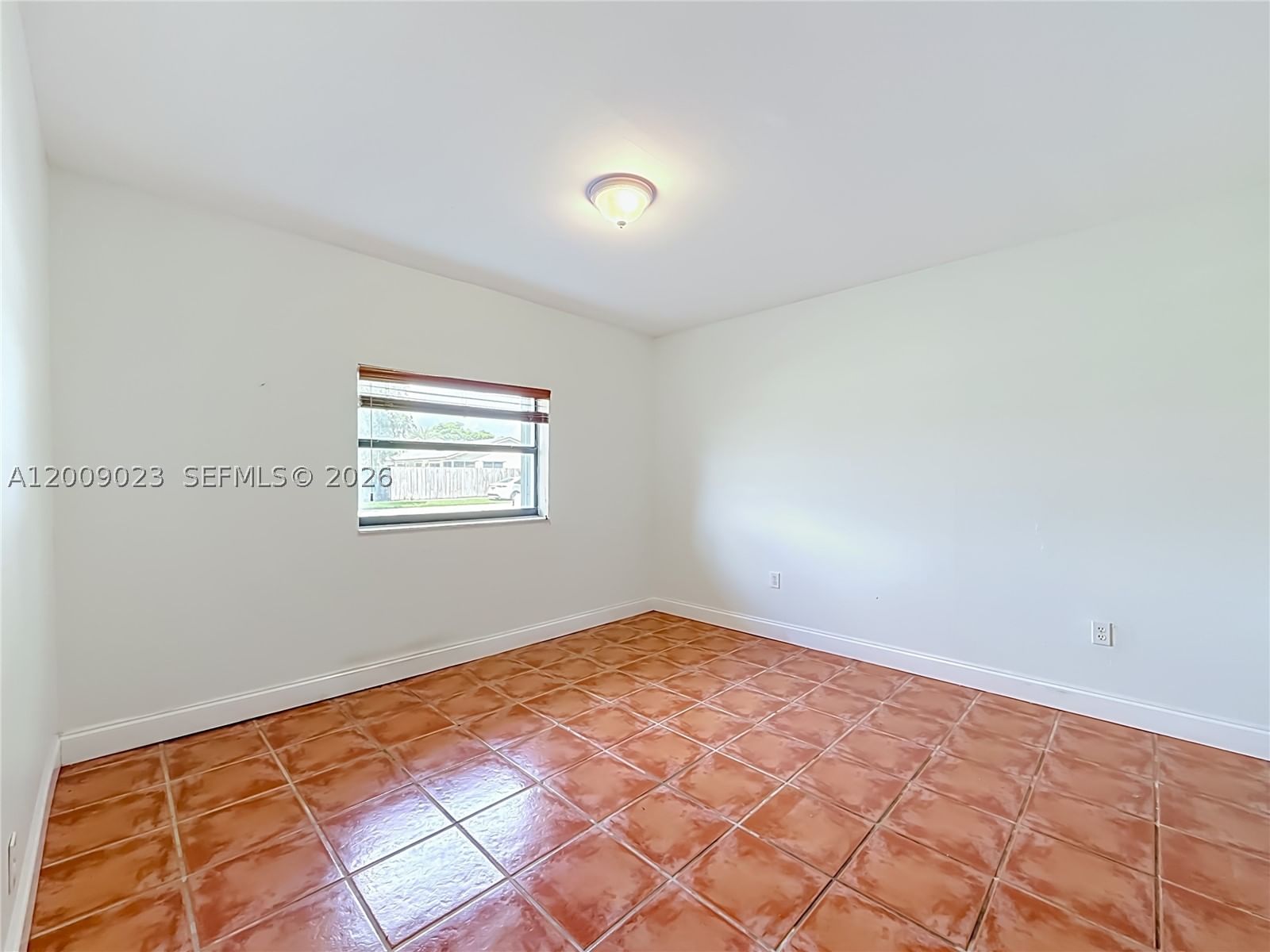 Real estate property located at 9825 132nd Ct, Miami-dade, Calusa Club Estates 5th A, Miami, FL