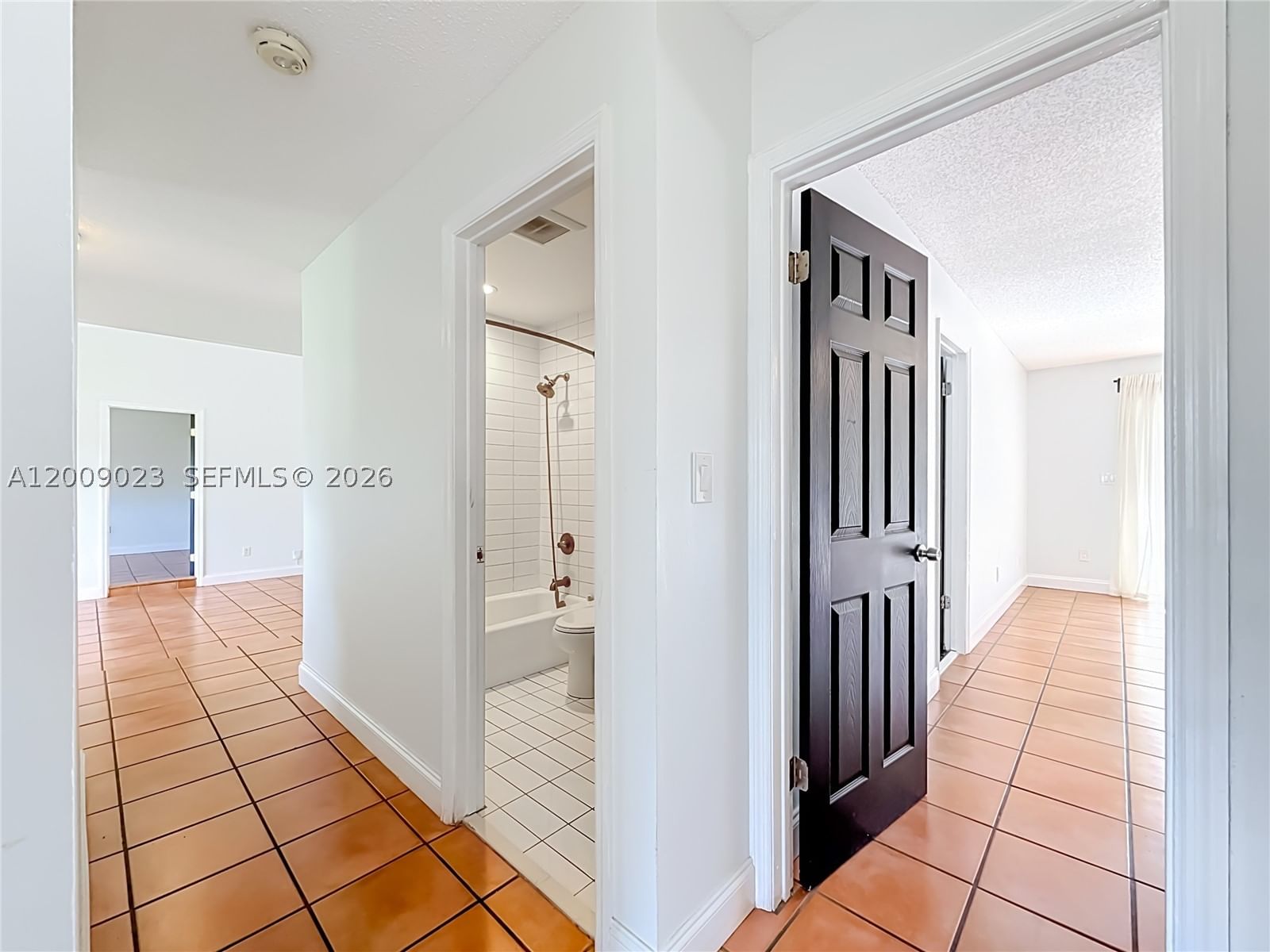 Real estate property located at 9825 132nd Ct, Miami-dade, Calusa Club Estates 5th A, Miami, FL