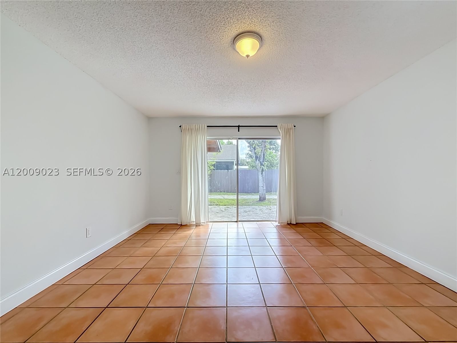 Real estate property located at 9825 132nd Ct, Miami-dade, Calusa Club Estates 5th A, Miami, FL