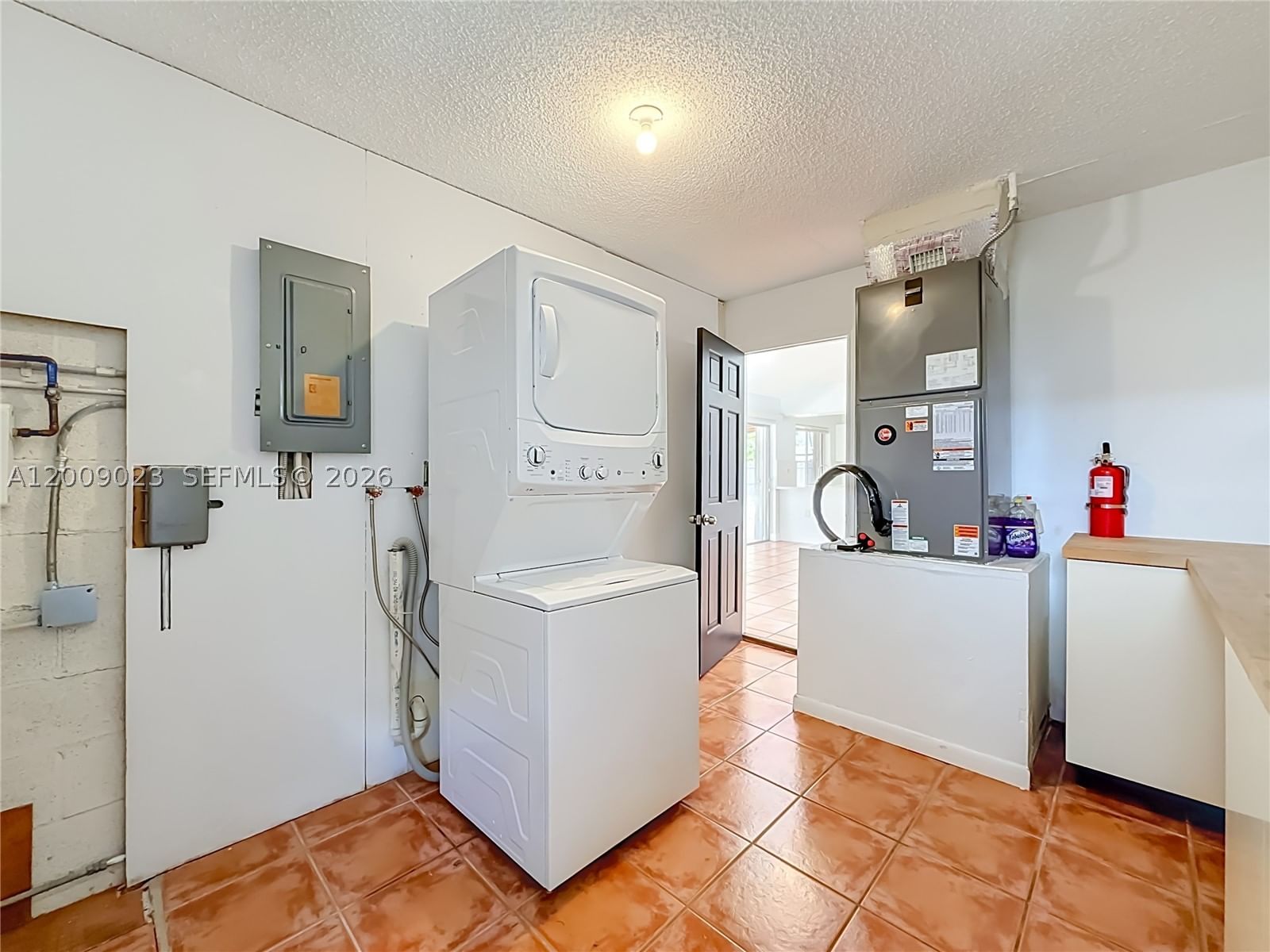 Real estate property located at 9825 132nd Ct, Miami-dade, Calusa Club Estates 5th A, Miami, FL